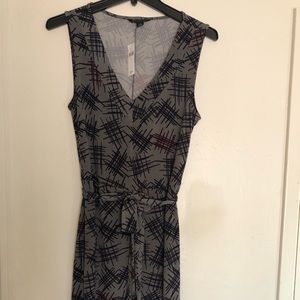 Banana republic short dress size 6 color gray